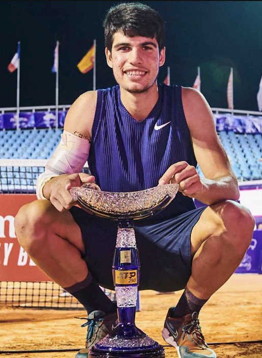 Carlos Alcaraz premier titre ATP à Umag en Croatie