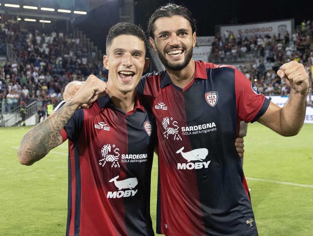 Célébration de la victoire de Cagliari : Alberto Dossena et Alessandro Di Pardo