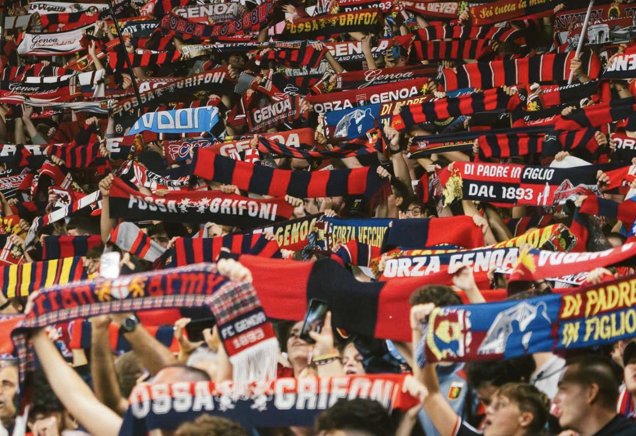 Les supporters du Genoa dans les tribunes