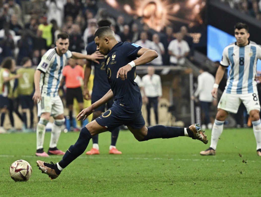 Pénalty marqué par Kylian Mbappé contre l’Argentine en finale de la Coupe du Monde 2022