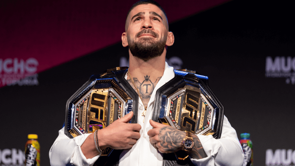 Illia Topuria Double Champion