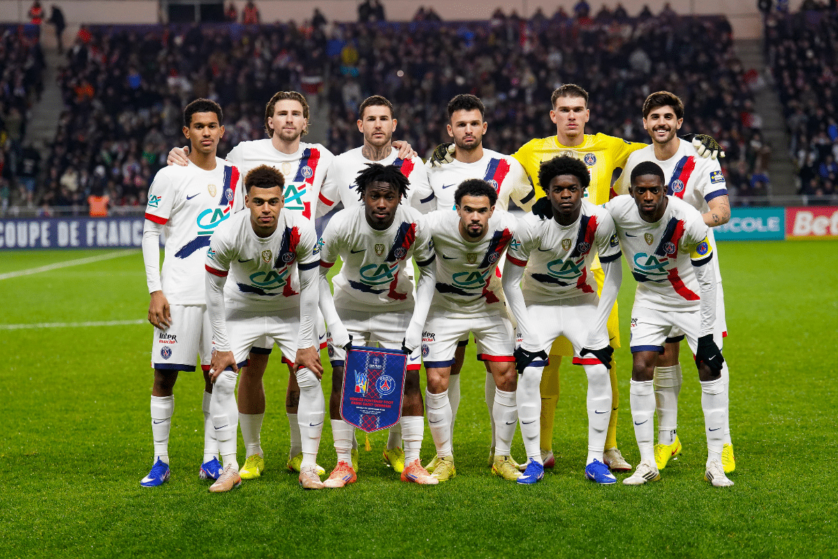 L'équipe du PSG lors du match de Coupe de France opposant la Vendée au Paris Saint-Germain au Stade Henri-Desgrange le 20 décembre 2025 à La Roche-sur-Yon