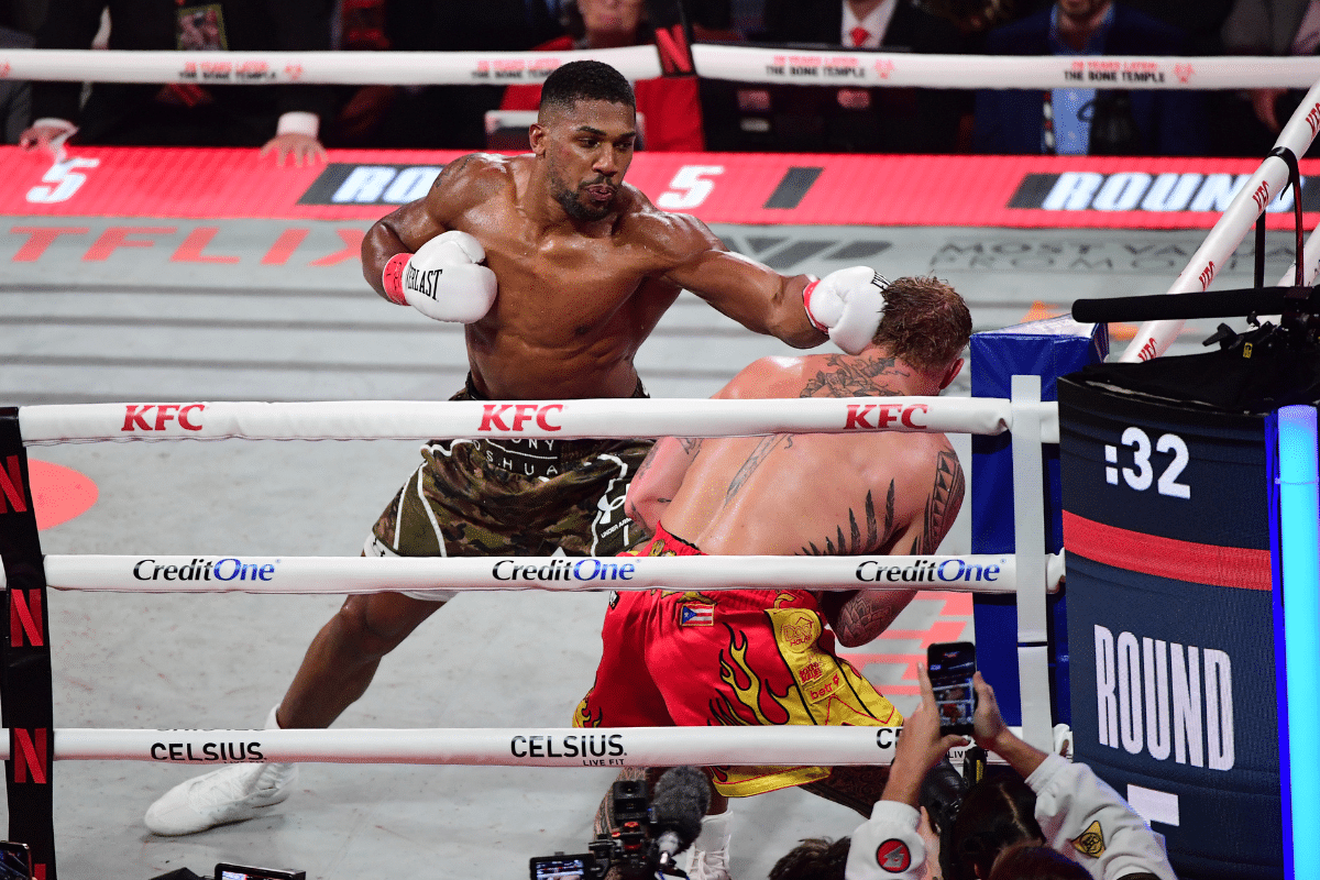 Jake Paul v Anthony Joshua
