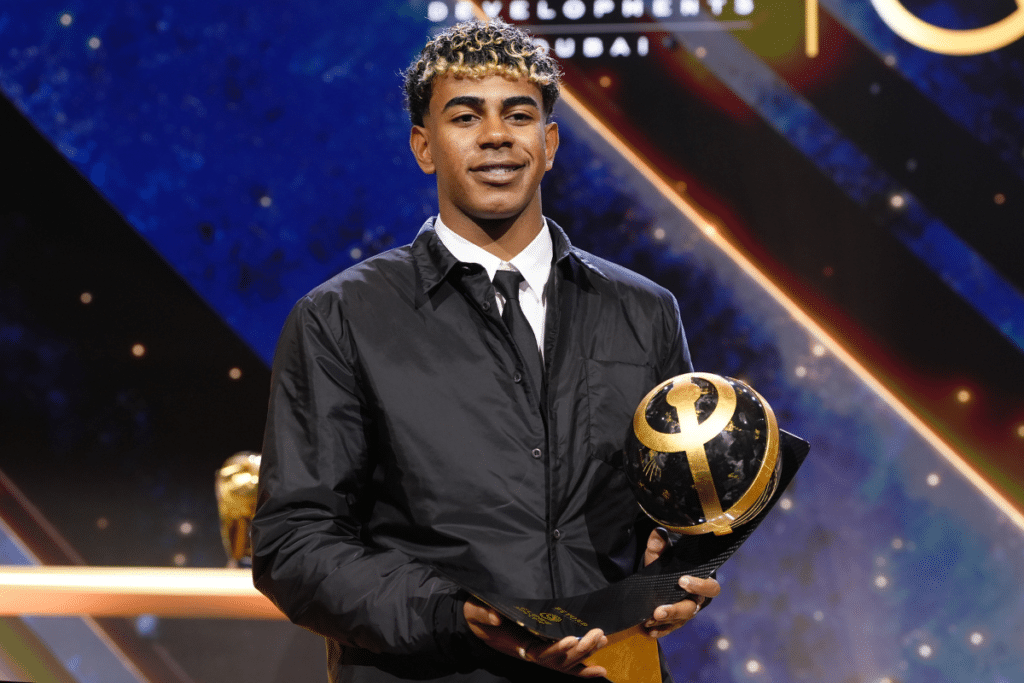 Le meilleur attaquant de football : le guide pour comprendre les légendes et les classements
