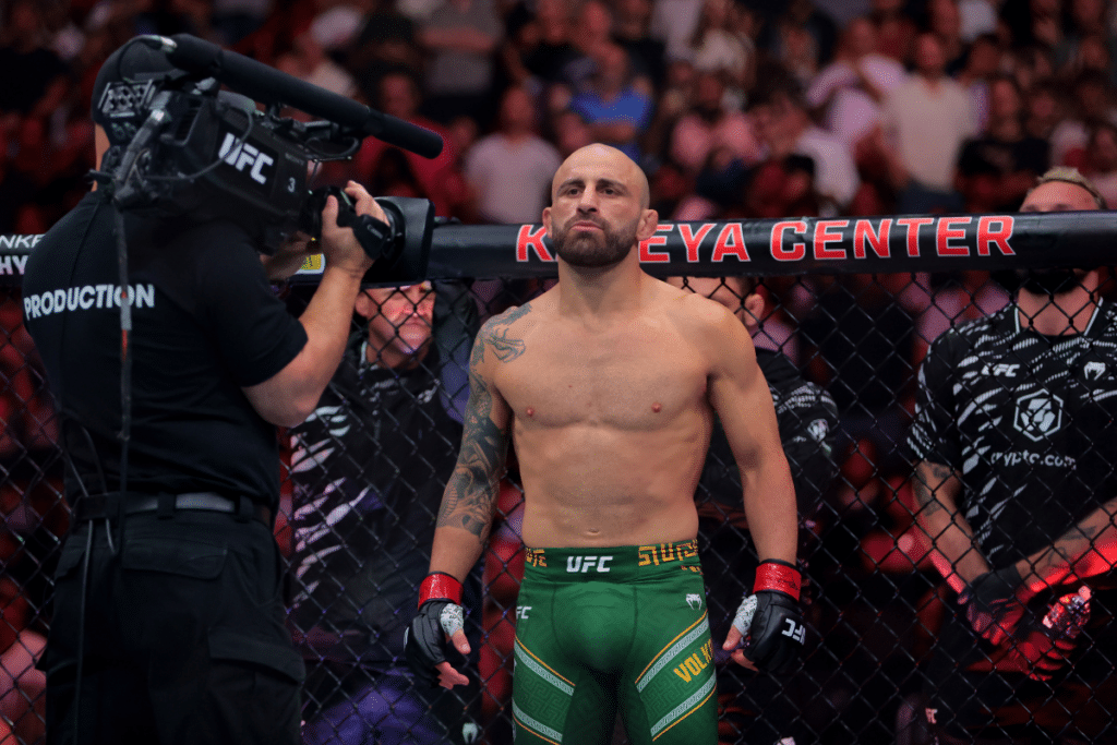 Volkanovski prêt à monter en poids léger ? Ce que révèle l’aveu de Pimblett