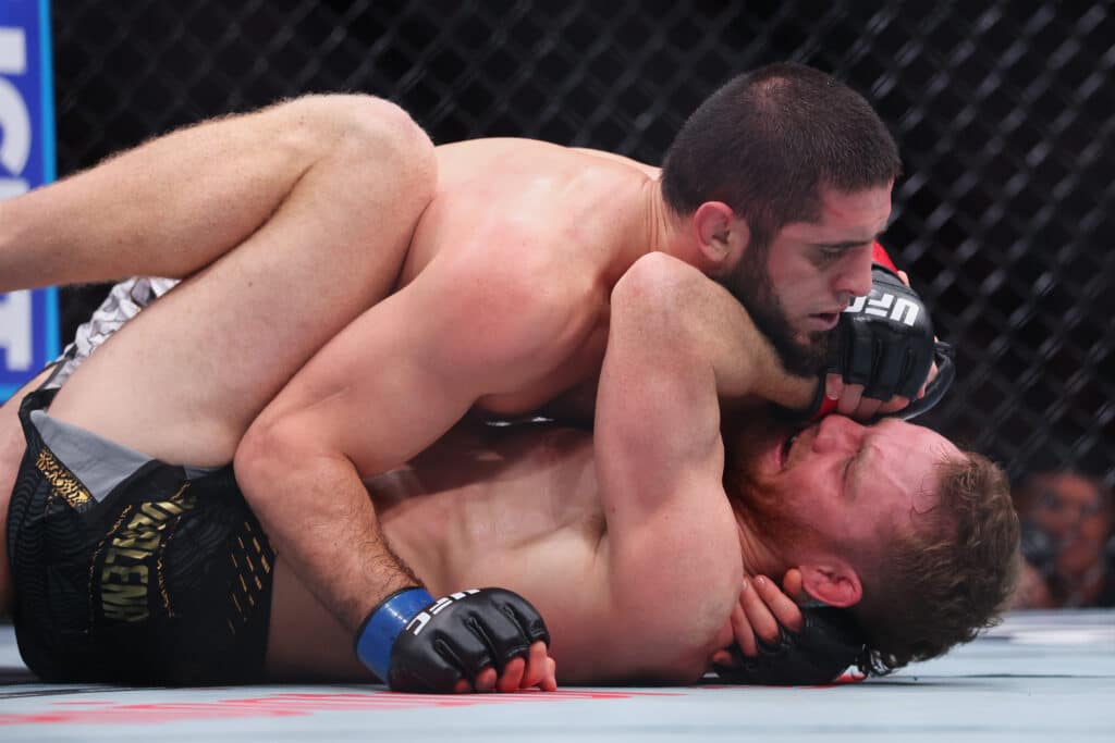 “C’était ennuyeux” : Della Maddalena revient sur sa déroute contre Makhachev