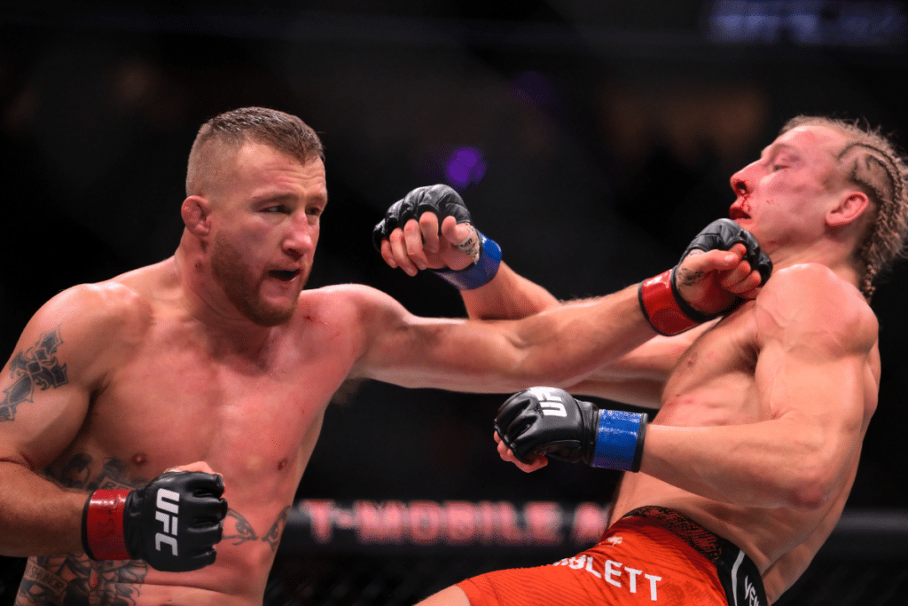 “Regarde ta tête” : Gaethje humilie Paddy Pimblett dans un combat brutal à l’UFC 324