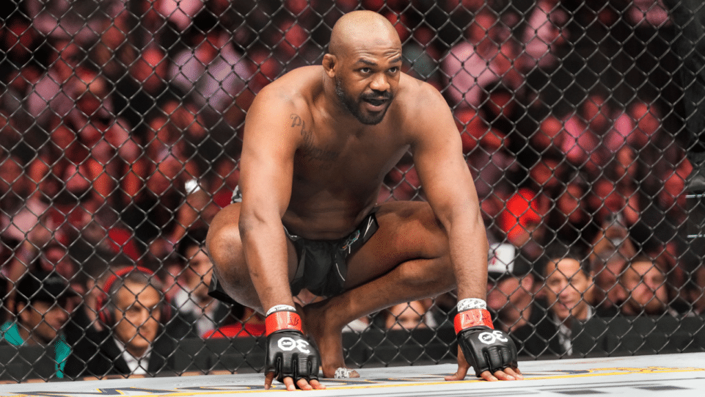 “Je peux à peine marcher” : Jon Jones parle de ce handicap qui l’éloigne définitivement des tatamis face à Daniel Cormier