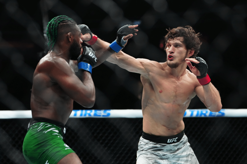 Carte UFC Londres dévoilée : un choc inattendu en main event