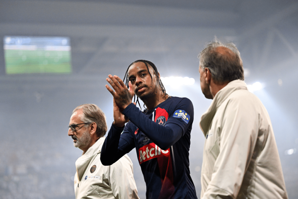 PSG : la blessure de Barcola fait déjà trembler Paris