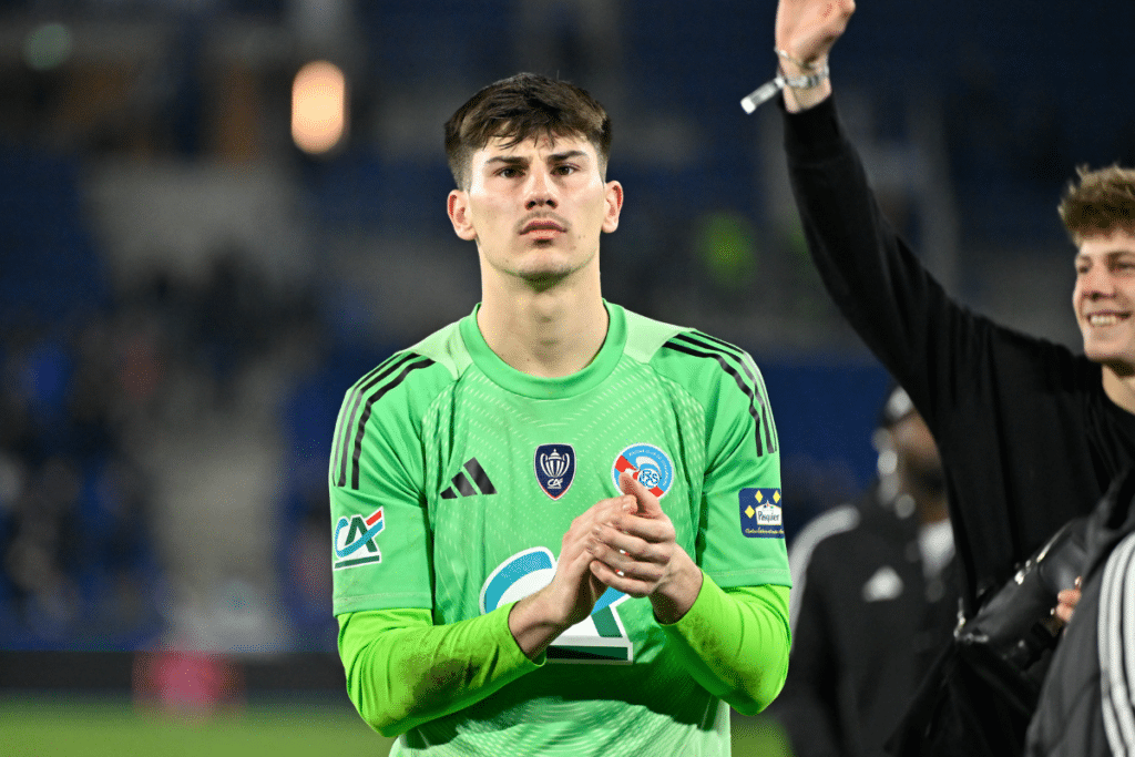 Deux penalties en quatre minutes : Strasbourg élimine Reims et se rapproche d’un exploit en Coupe de France