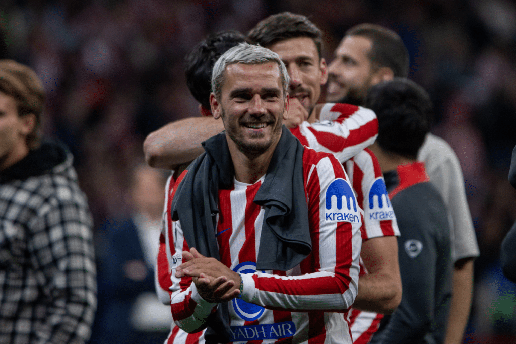 « Merci pour tout ce que tu as fait pour le football français » : Thierry Henry rend hommage à Griezmann après son super match