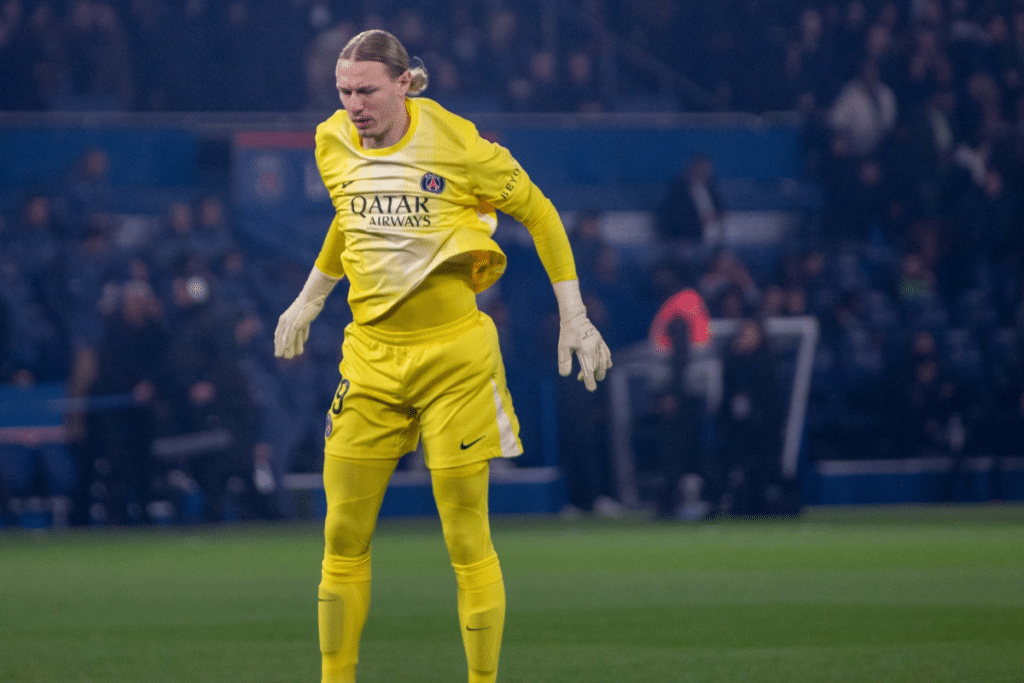 Safonov au PSG : « ma mentalité a fait la différence », il raconte sa méthode pour devenir titulaire