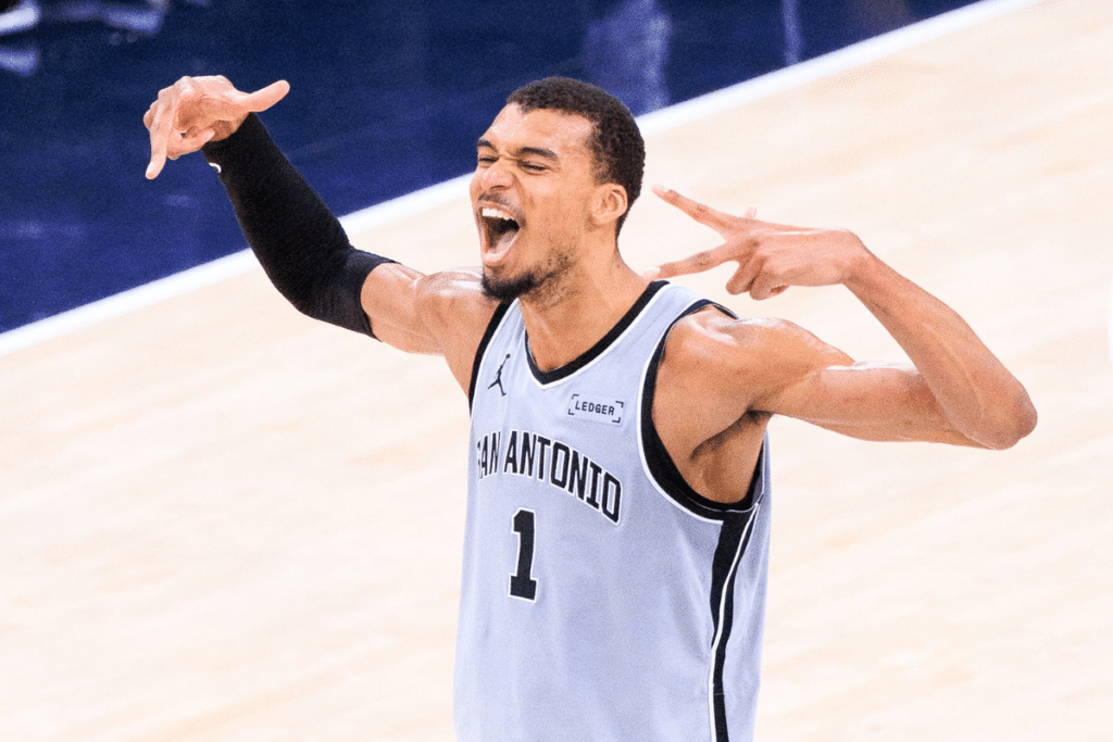 Wembanyama injouable : encore 41 points et un exploit historique qui affole la NBA