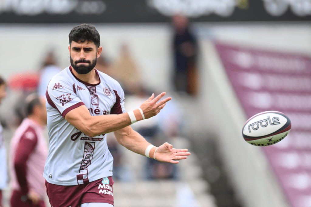 « Je fais partie de ces joueurs qui ont vraiment très envie de jouer » : malgrès une séance « chaotique » Buros (UBB) reste optimiste