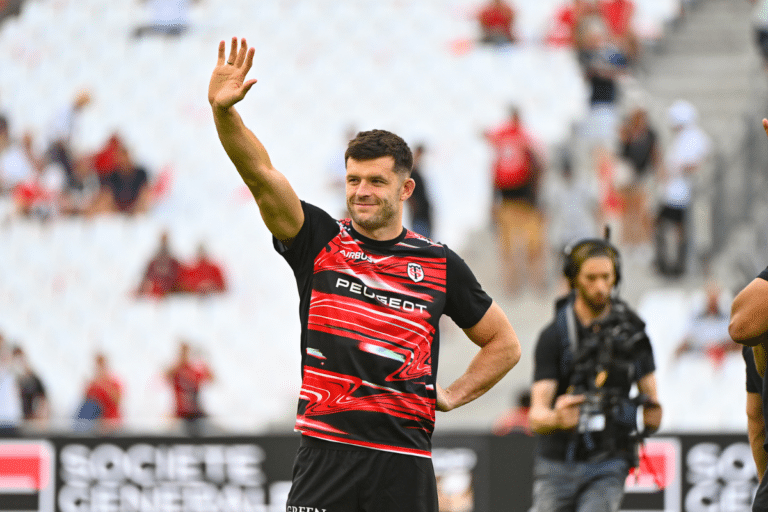 Pourquoi Mola a préféré Kinghorn à Ramos au coup d’envoi de la finale
