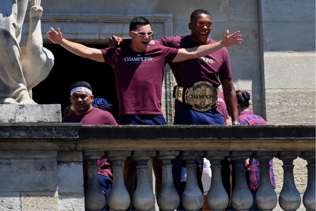 Cameron Woki of UBB and Louis Bielle-Biarrey of UBB