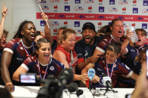 Le Stade Bordelais célèbre sa victoire au Championnat de France féminin lors du match d'Élite 1 féminine opposant Romagnat à Bordeaux au Parc des Sports Aguilera