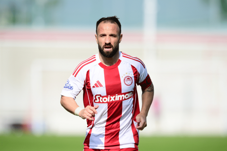 Mathieu Valbuena continue son aventure footballistique à 41 ans et s&rsquo;engage dans ce nouveau club