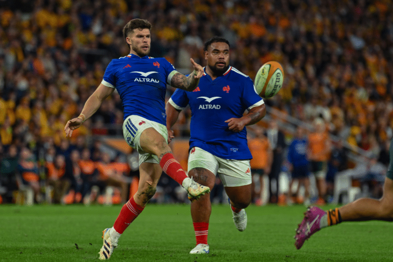 Jalibert reprend avec les Bleus, et son retour en 15 se précise avant le Japon