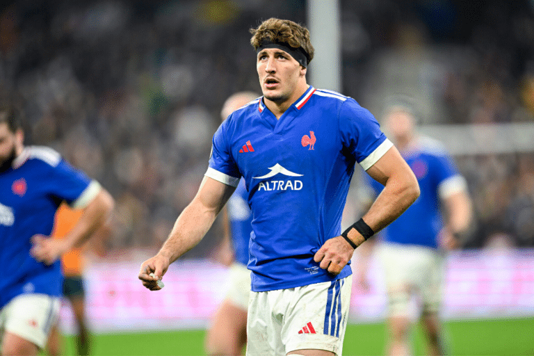 Sorti prématurément face à l’Australie, Oscar Jegou va passer des examens et le XV de France retient son souffle