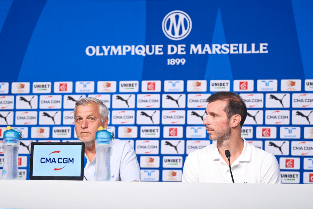 « On doit baisser notre masse salariale » : Genesio gagne 4-0, mais l’OM reste coincé par son mercato pour vraiment débuter sa saison