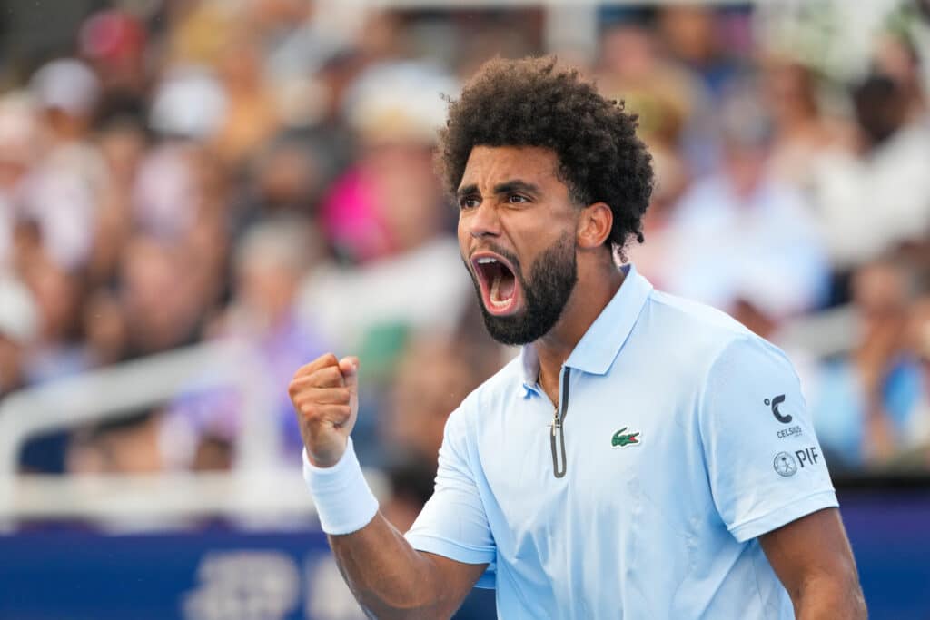 Arthur Fils voit son classement ATP se rapprocher d’un vrai plafond, le signal que le tennis français attendait, et l’US Open pourrait le faire passer chez les grands