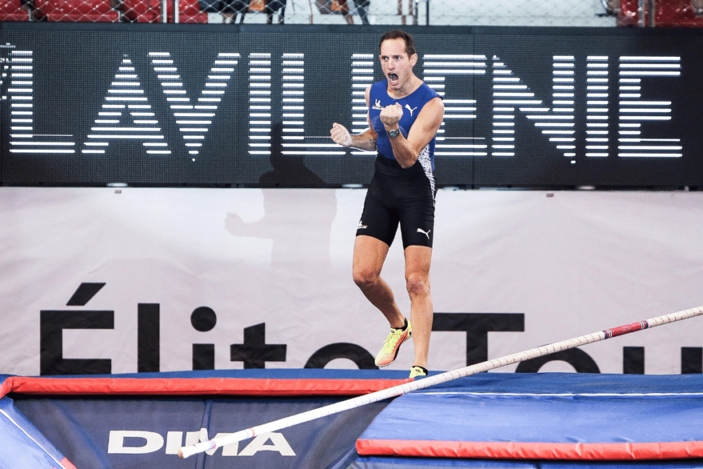 Le record du monde de saut à la perche de Lavillenie a tenu six ans ; son successeur l’a battu quinze fois, une domination qui force à repenser les entraînements