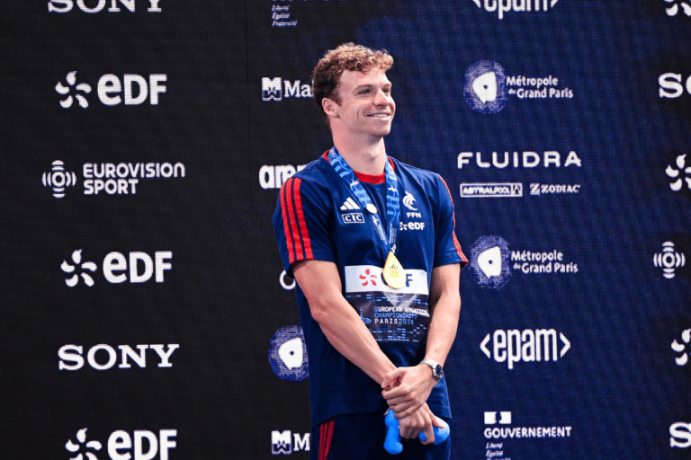 Popovici veut défier Marchand « côte à côte » sur 200 m, et ce duel pourrait devenir l’un des grands feuilletons de la natation