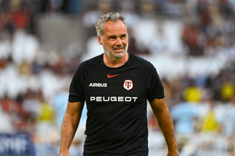 « Le staff prend le pari de nous laisser couper longtemps » : Ugo Mola assume une méthode que peu de clubs peuvent se permettre durant l’été