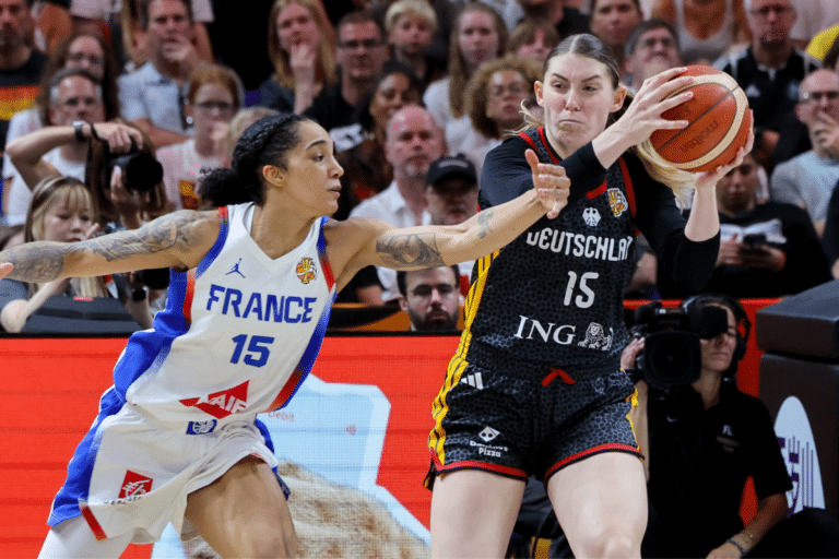 « On est contentes mais pas encore satisfaites » : une première finale mondiale pour les Bleues du basket qui visent le titre