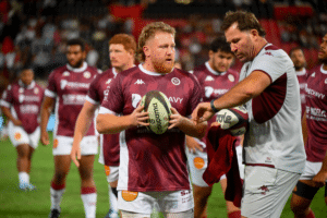 Maxime Lamothe of UBB and Shaun Sowerby of UBB