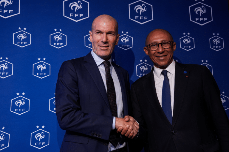 « 82% des Français ont une bonne opinion de lui » : Zidane à la tête des Bleus est déjà une réussite sur le plan extra sportif, mais le cas Mbappé divise