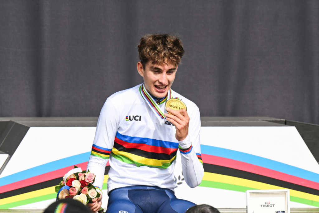 L’UCI veut raccourcir les Grands Tours pour que les cadors enchaînent plusieurs fois par saison, et le nouveau cyclisme se joue peut-être là