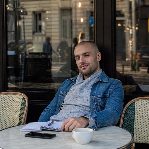 Thomas Régnier, auteur à MVZ Sports